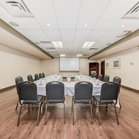 Grande Cache Inn & Suites Екстериор снимка