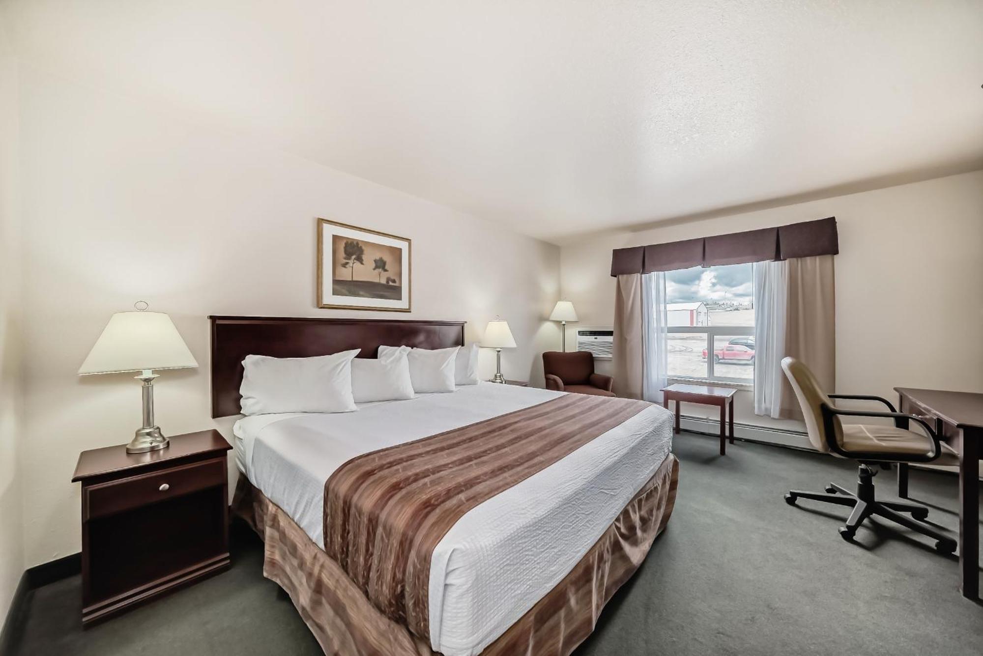 Grande Cache Inn & Suites Екстериор снимка